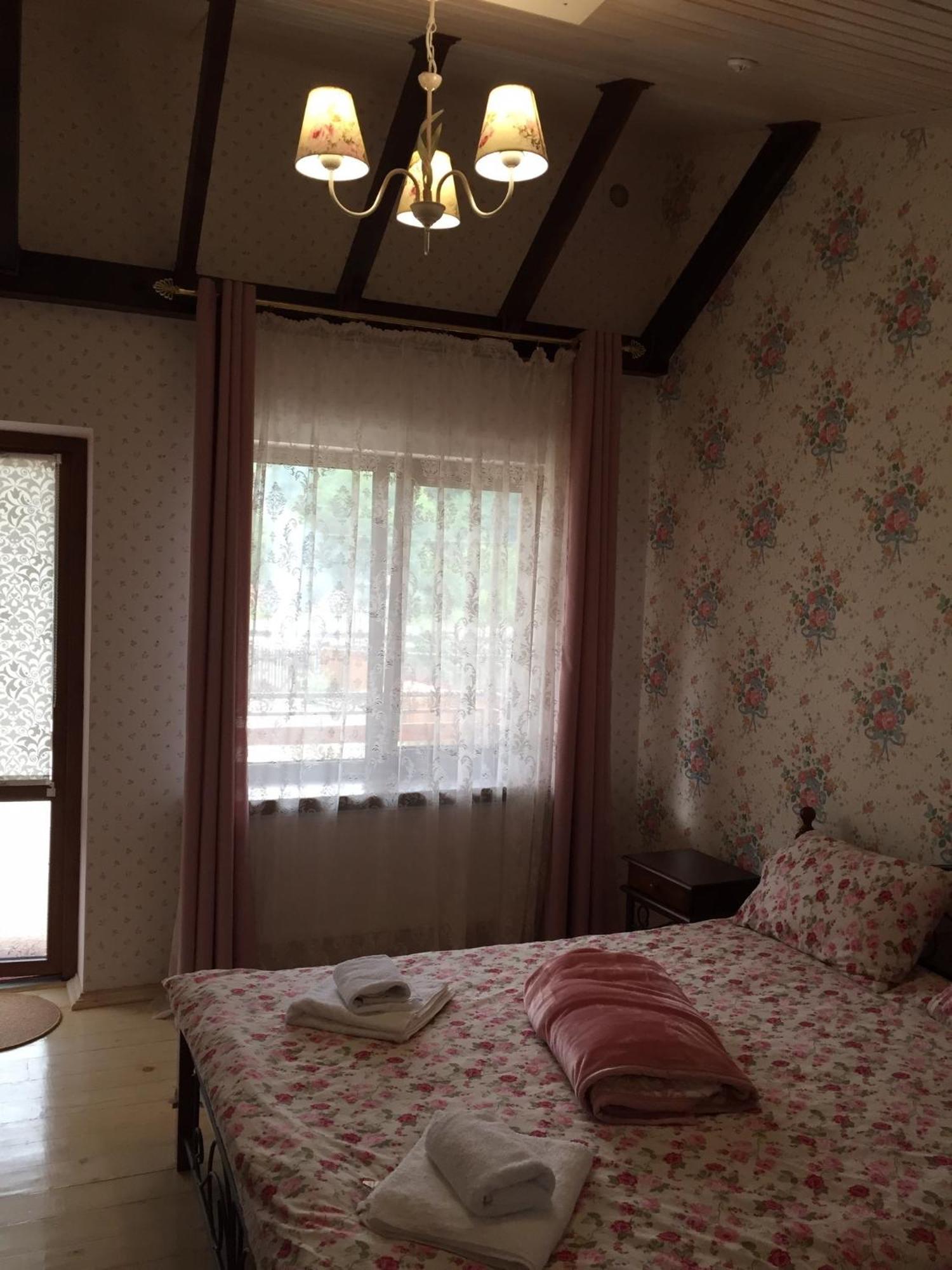 Minihotel Zolotoe Runo Ploskoye Oda fotoğraf
